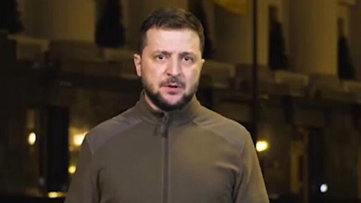 Zelenskiy’den doğu cephesindeki askerlere ziyaret